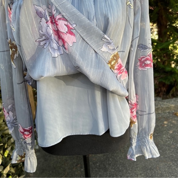 Walter Baker Grey Floral Sheer Ruffle Sleeve Blouse Smocking Size Small $158 EUC - Picture 7 of 10